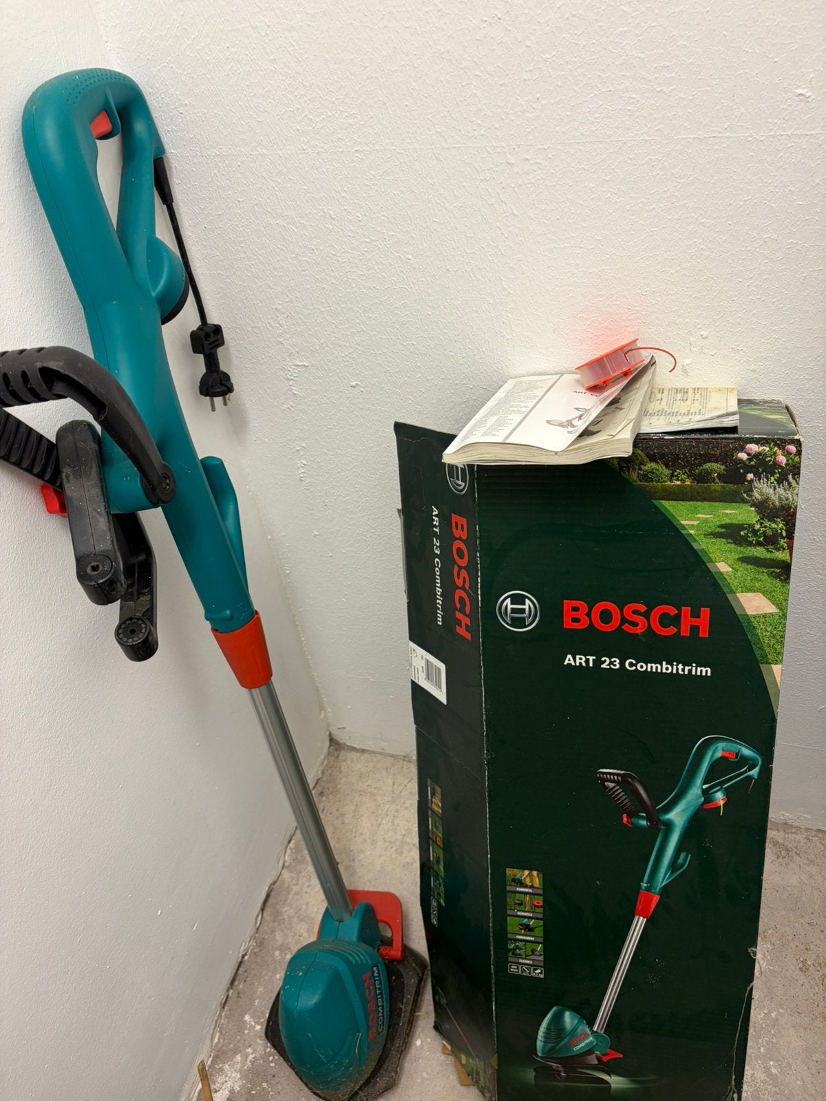 Bosch ART 23 Combitrim Grastrimmer – In goede staat, Tuin en Terras, Ophalen, Gebruikt, 30 tot 50 cm, Elektrisch