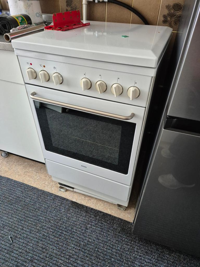 Vrijstaand gasfornuis met oven - Zo goed als nieuw, Witgoed en Apparatuur, Fornuizen, Ophalen, 4 kookzones, Zo goed als nieuw