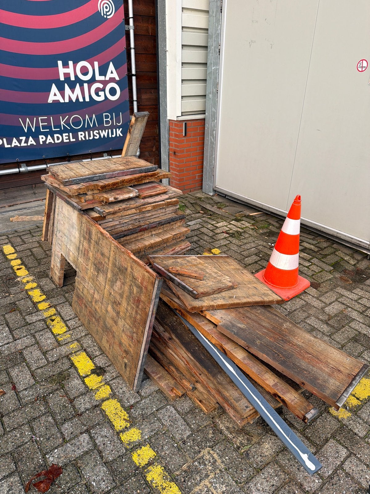 Gratis reststukken steenschotten af te halen in Rijswijk, Doe-het-zelf en Verbouw, Ophalen, Gebruikt, Overige typen, 50 mm of meer