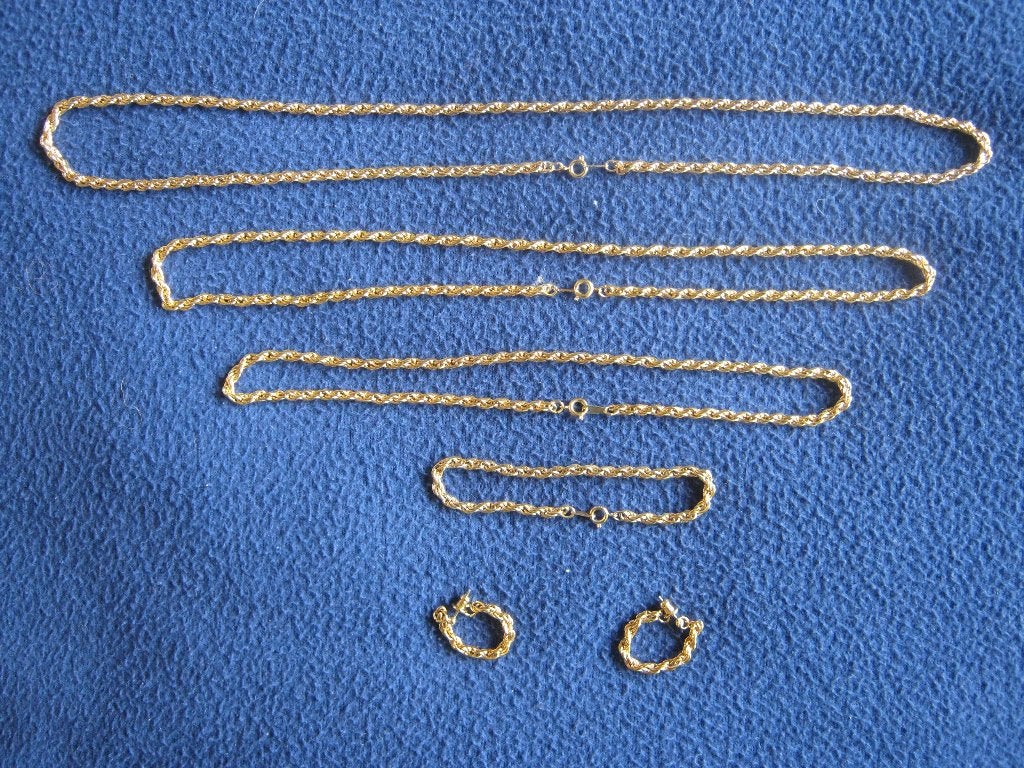 Doublé set 3 kettingen 1 armband oorbellen, Ophalen of Verzenden, Nieuw, Goud, Overige materialen