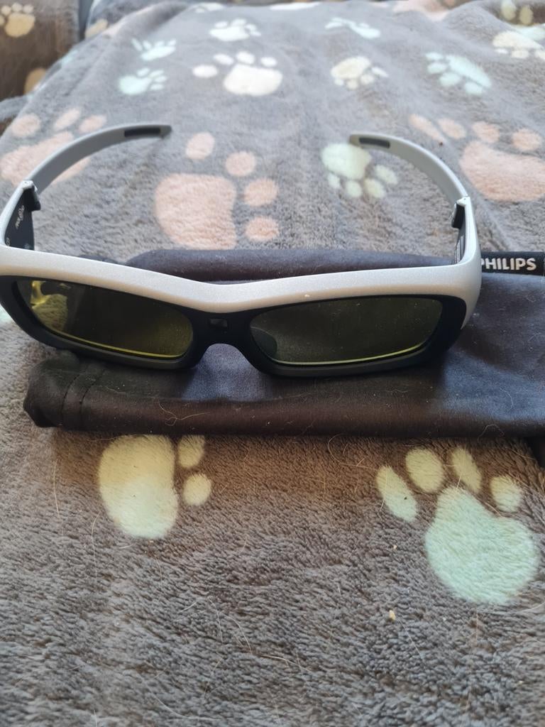 2x Philips PTA516 RealD 3D Bril - Actief Shutter, Audio, Tv en Foto, Televisie-accessoires, Ophalen of Verzenden