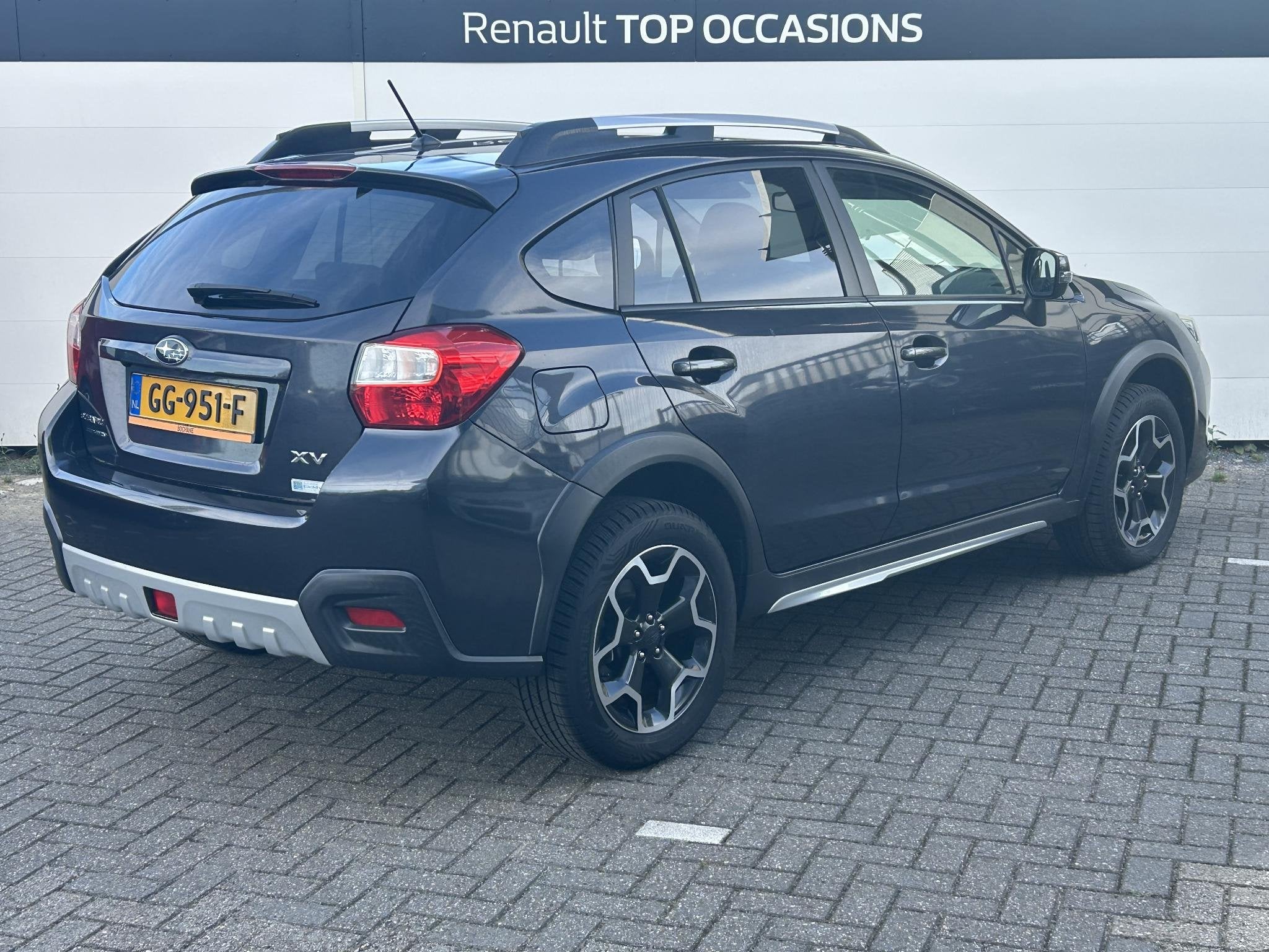 Subaru XV 2.0i Premium AWD Automaat | Navigatie | Camera | S, Auto's, Subaru, Euro 5, 15 km/l, Huisgarantie, 650 kg