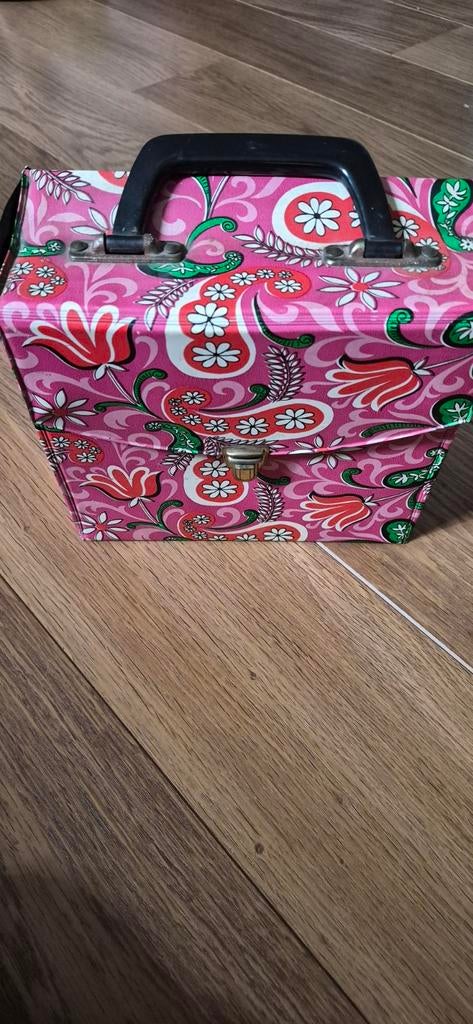 Retro koffertje voor singeltjes - Roze met bloemenprint, Ophalen of Verzenden, Gebruikt, 7 inch