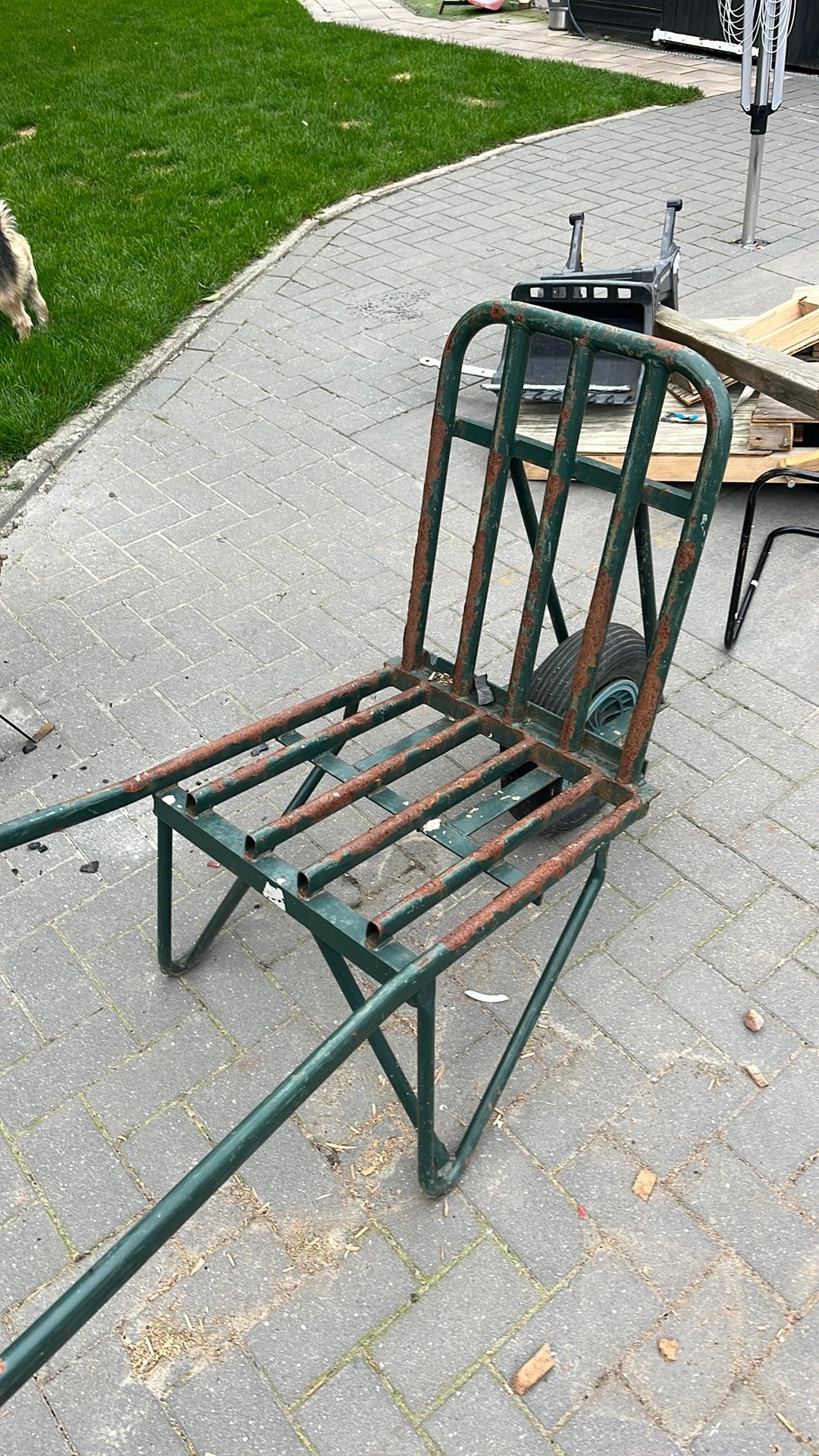 Stenen kruiwagen, Ophalen, Zo goed als nieuw