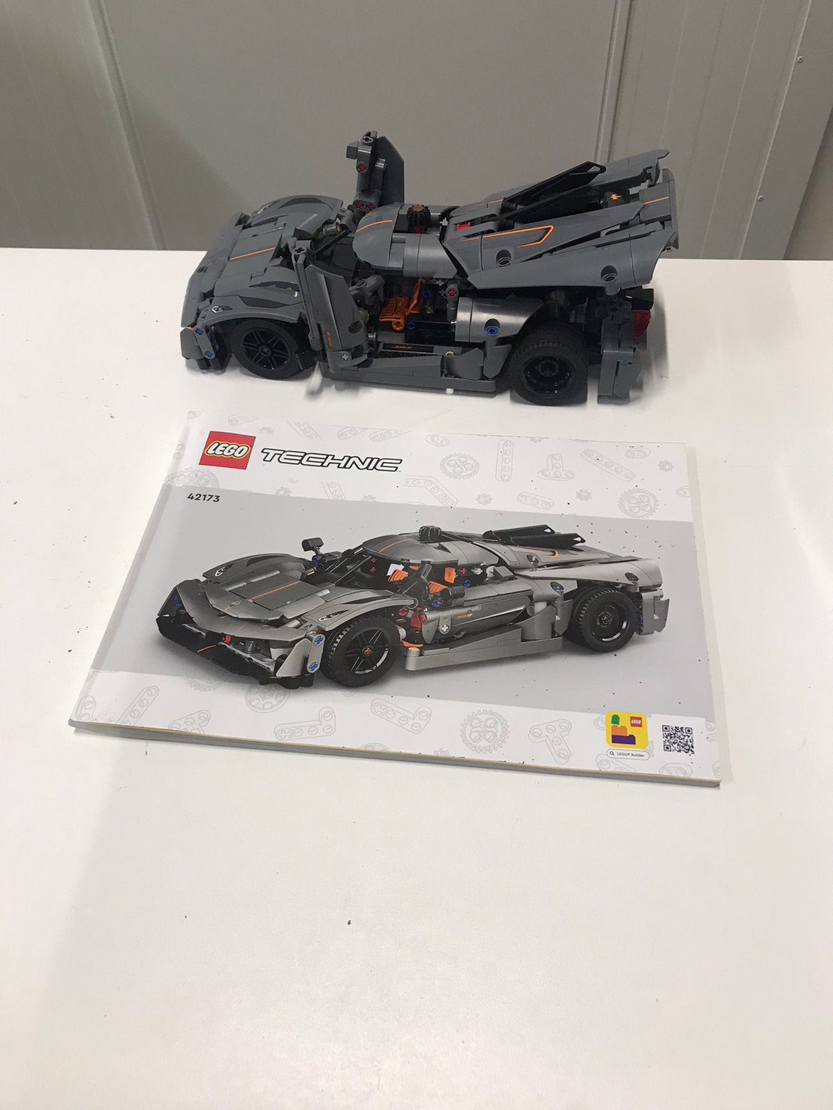 Lego Technic 42173 Koeningsegg  met boekje, Ophalen, Zo goed als nieuw