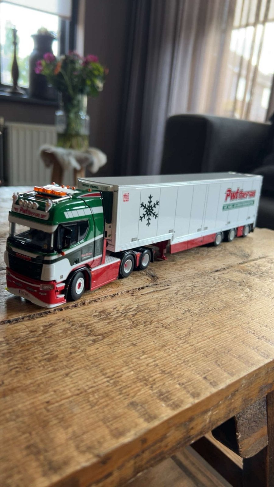 Scania vrachtwagen met oplegger - P. Witterveen, Overige merken, 1:32 tot 1:50, Ophalen of Verzenden, Zo goed als nieuw