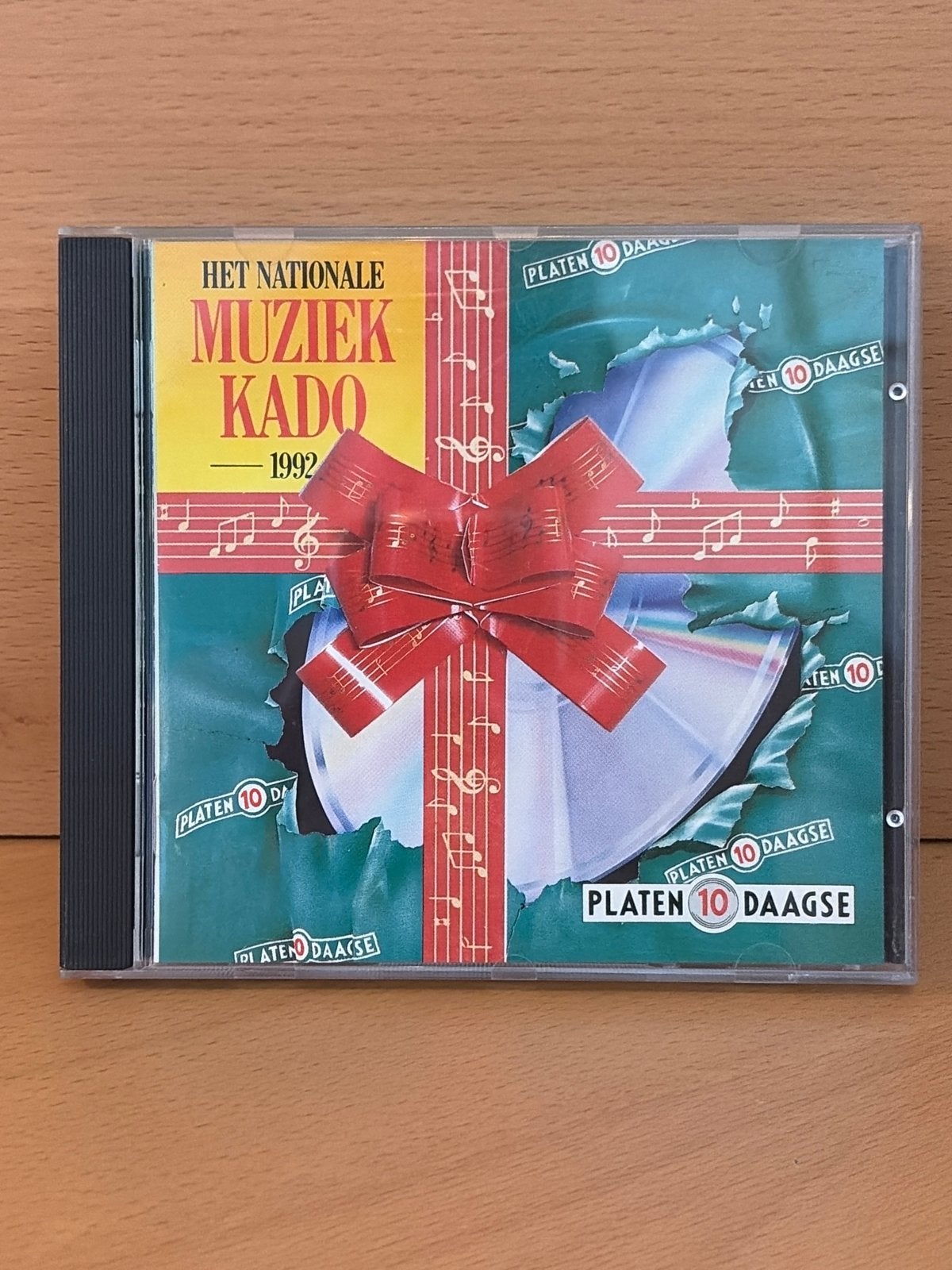 Het Nationale Muziek Kado 1992 - Platen 10 Daagse CD, Gebruikt, Inclusief boekje, Verzamelalbum, Verzenden