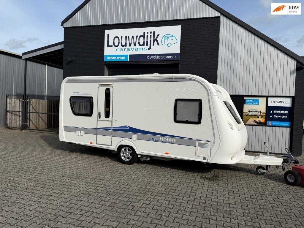 HOBBY Prestige 495 UFE ’11 (Mover, Fransbed), Caravans en Kamperen, Rondzit, Hobby, Bedrijf, Lengtebed