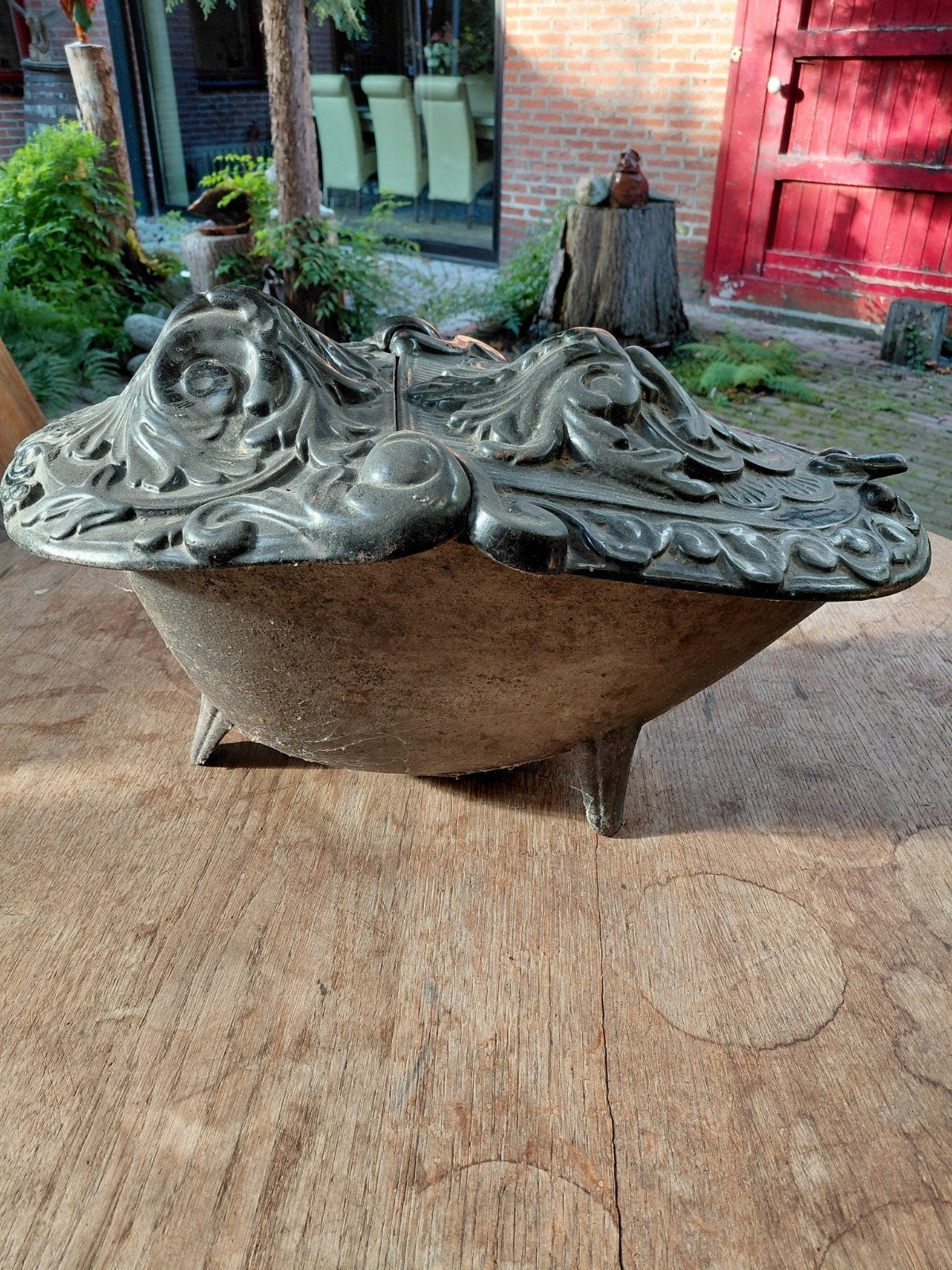 Antieke gietijzeren haardpot / kolenkit, Ophalen