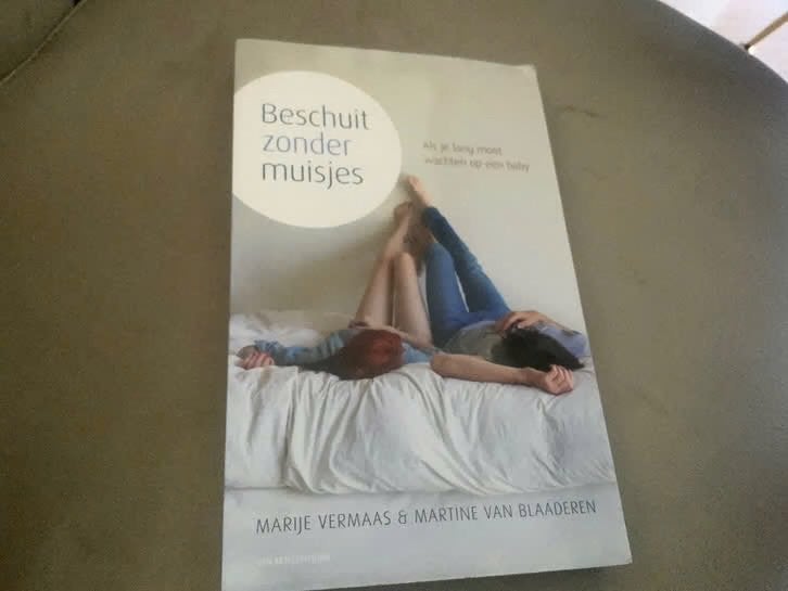 Beschuit zonder muisjes -Marije VermaasMartine van Blaaderen, Ophalen of Verzenden, Zo goed als nieuw, Marije Vermaas & Martine van Blaaderen