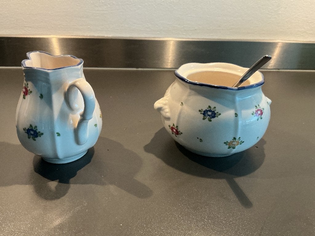 suikerpot en melkkannetje Zeller petite rose, Overige typen, Ophalen of Verzenden, Zo goed als nieuw, Overige stijlen