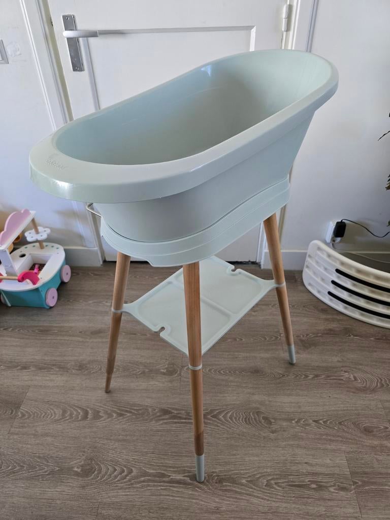 Bébé-jou babybadje met standaard - Zo goed als nieuw, Ophalen, Zo goed als nieuw, Badje, Bébé-jou