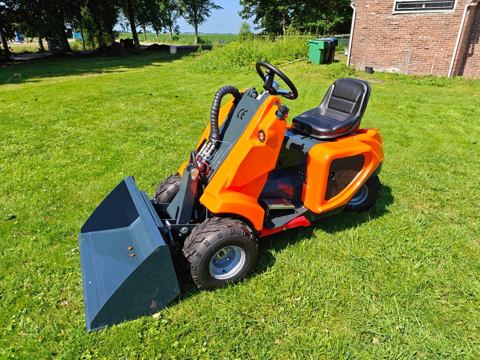 Nieuwe Mini Shovel incl grondbak en lepels, Ophalen, Wiellader of Shovel