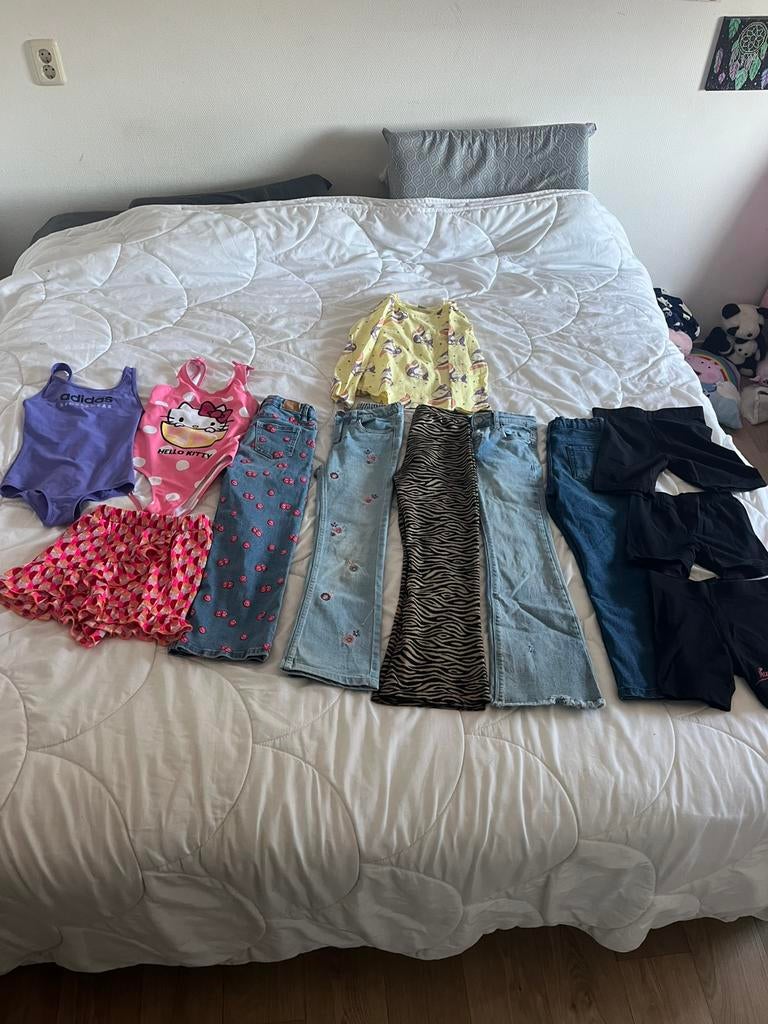 Kleding pakket maat 128, Ophalen, Zo goed als nieuw