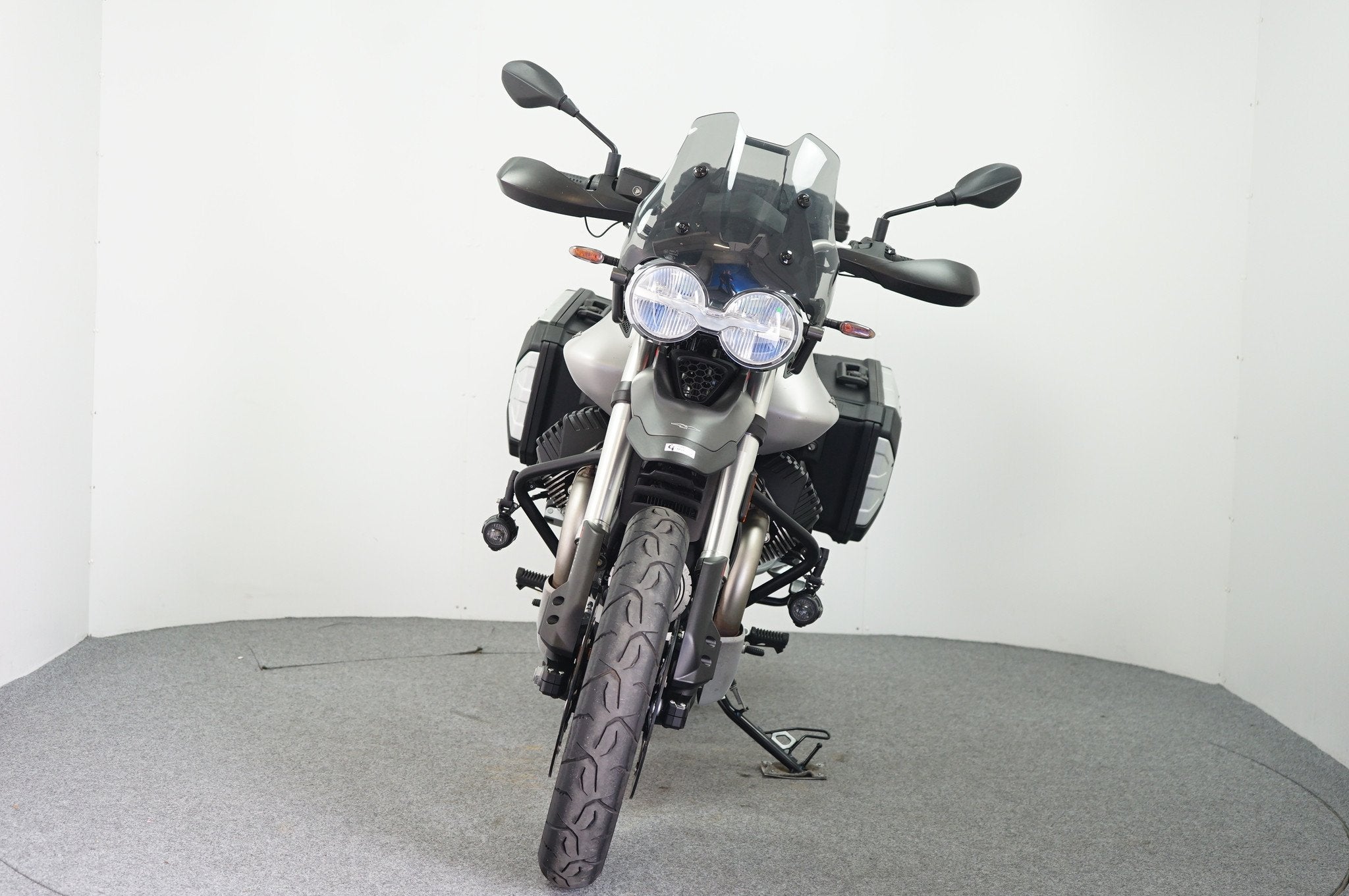 Moto Guzzi V85 TT TRAVELER, Motoren, Motoren | Moto Guzzi, 853 cc, Cruise Control, Bedrijf, Meer dan 35 kW
