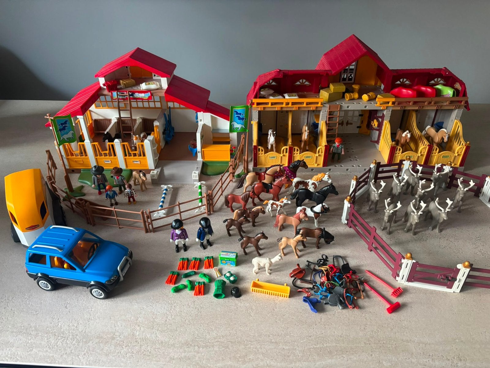 Playmobil Manege 4190 en 5221 en vele extra’s, Kinderen en Baby's, Speelgoed | Playmobil, Ophalen of Verzenden, Zo goed als nieuw