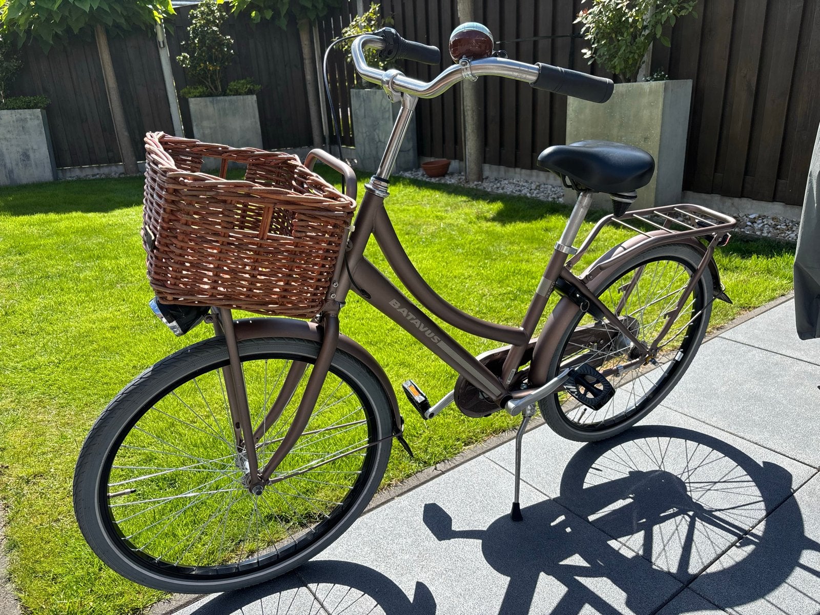Batavus Packd Meisjesfiets met Mand - Zo goed als nieuw, Fietsen en Brommers, Fietsen | Dames | Damesfietsen, Terugtraprem, Versnellingen
