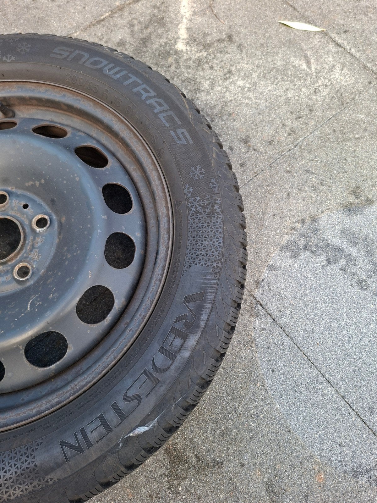 Winterbanden 205/55 R16 VW Golf 7, Auto-onderdelen, Banden en Velgen, Ophalen, Gebruikt, 16 inch, Banden en Velgen