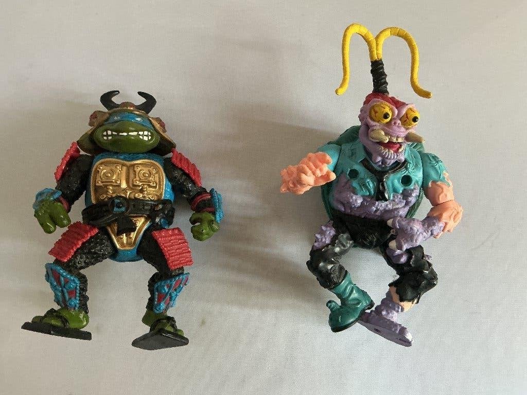 Teenage Mutant Ninja turtles 1990 Scumbug en Leonardo, Ophalen of Verzenden, Overige figuren, Zo goed als nieuw, Beeldje of Figuurtje