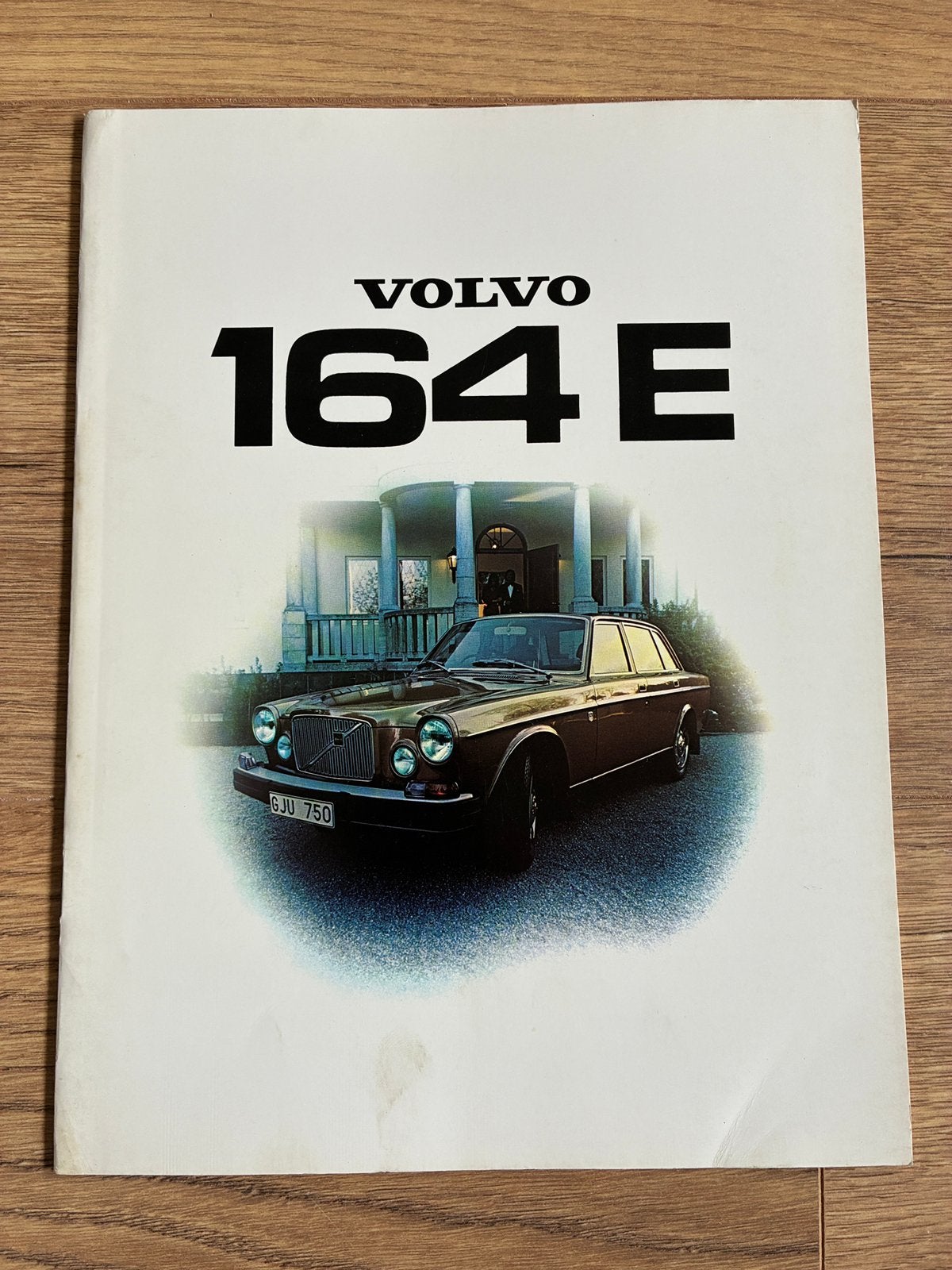 1974 Volvo 164 E RHD Engelse brochure, Verzenden, Zo goed als nieuw, Volvo