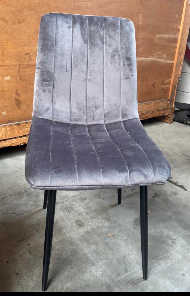 2x Grijze fluwelen eetkamerstoelen, Huis en Inrichting, Ophalen, Gebruikt, Twee, Stof