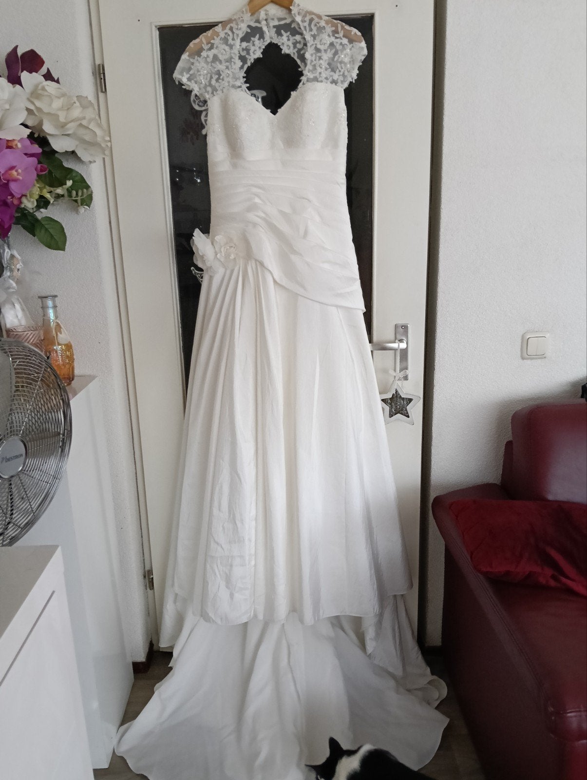Prachtige OreaSposa trouwjurk met kanten bolero, Kleding | Dames, Ophalen, Trouwjurk, Wit, OreaSposa