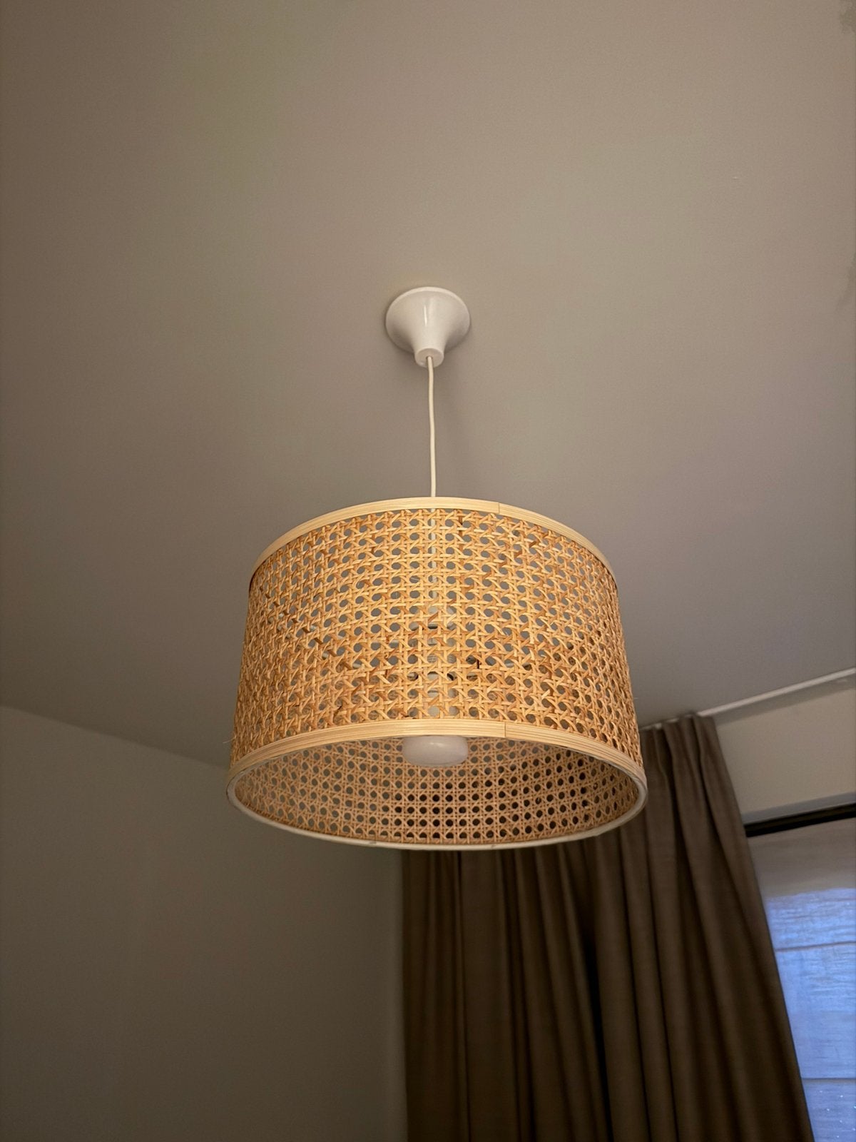 Rotan lamp Kwantum, Huis en Inrichting, Ophalen, Zo goed als nieuw
