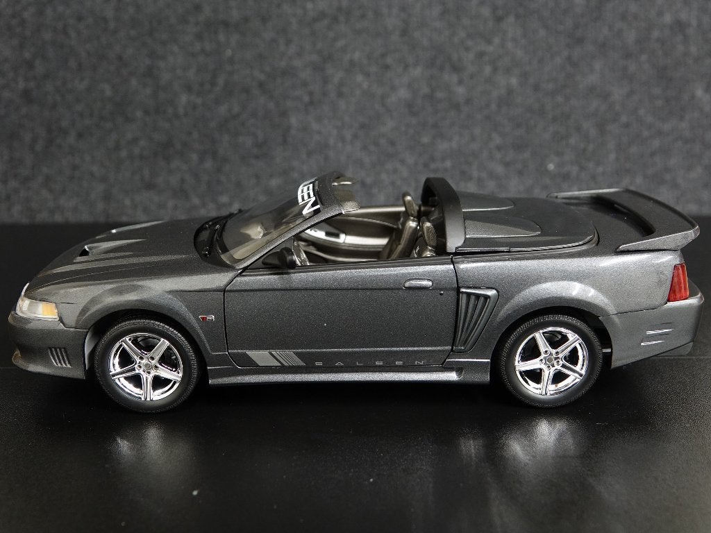AutoWorld 1:18 2003 Mustang Saleen S281SC Speedster, Overige merken, AutoWorld, Auto, Onbekend