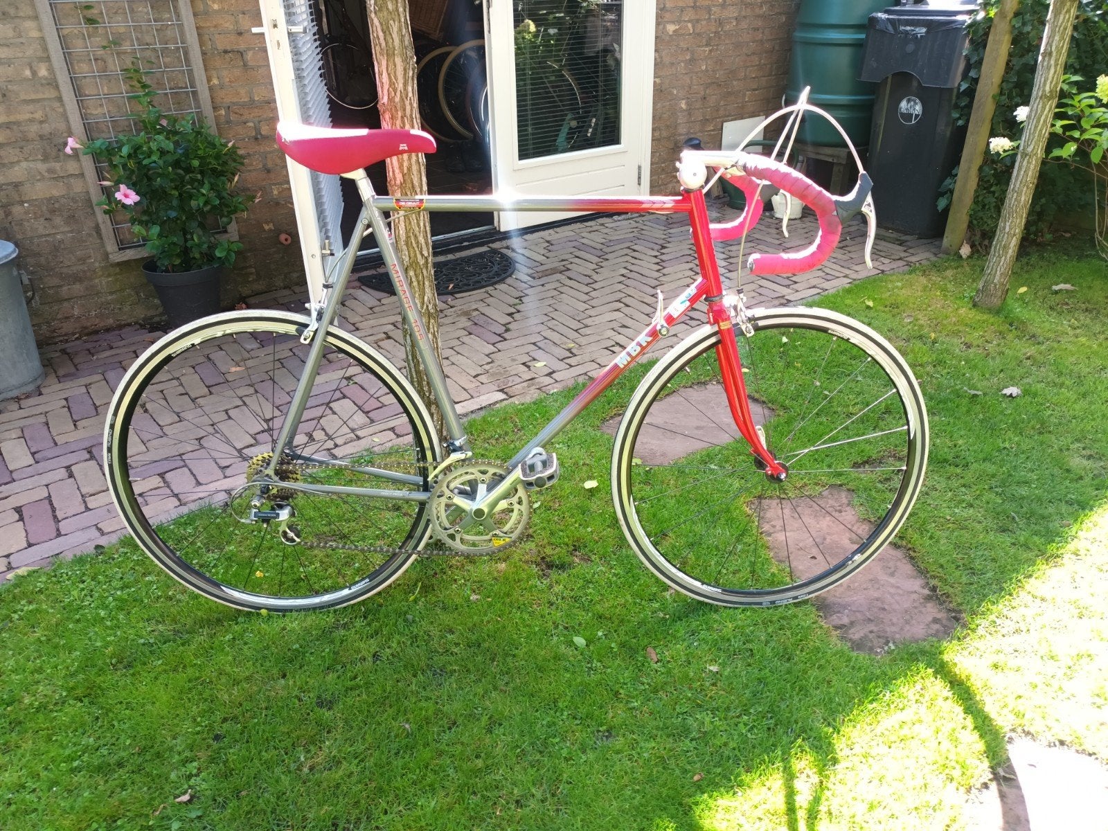 Vintage MBK racefiets 60 cm met Shimano 105 groepset, Fietsen en Brommers, Ophalen, 28 inch, Velgrem, Zo goed als nieuw