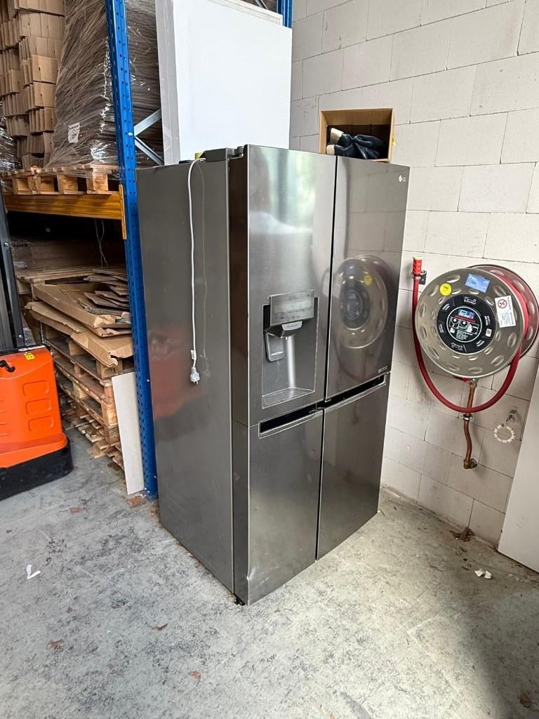 LG Amerikaanse koelkast GSJ961PZBZ, Ophalen, 200 liter of meer, 60 cm of meer, Met aparte vriezer