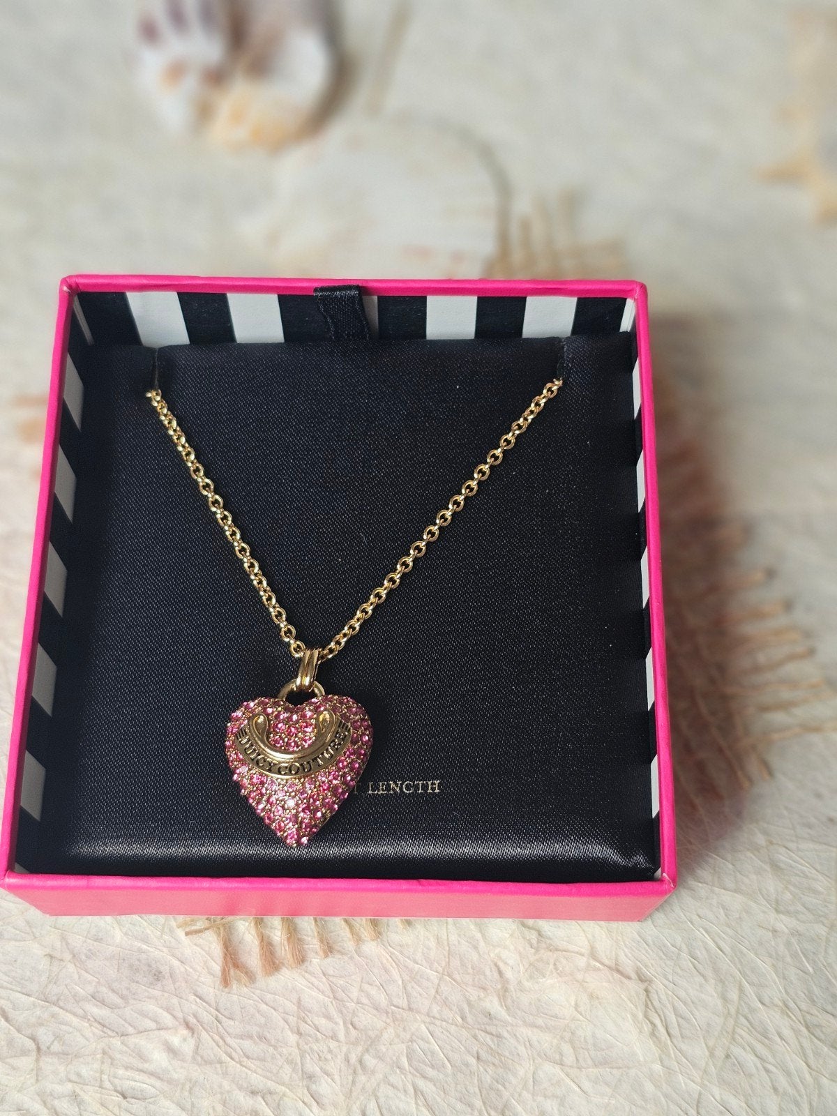 Juicy Couture Y2K Vintage Hart Ketting Roze Strass, Overige materialen, Met strass, Ophalen of Verzenden, Zo goed als nieuw