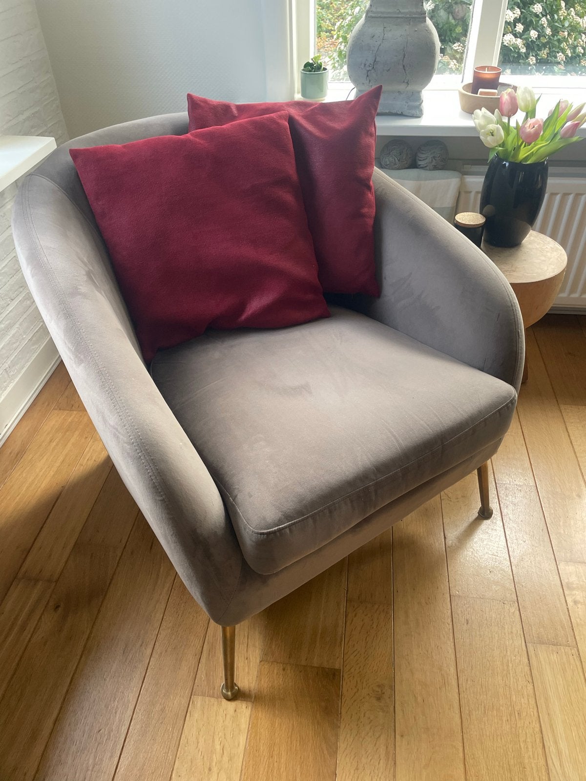Set van 2 bordeauxrode sierkussens( home center wolvega ), Inclusief binnenkussen, Vierkant, Ophalen of Verzenden, Zo goed als nieuw