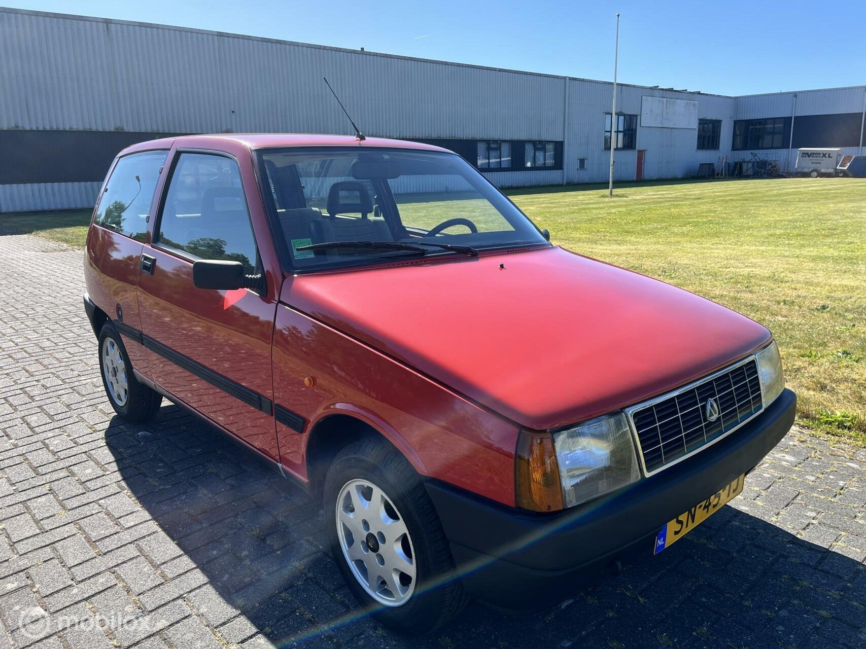 Lancia Y 10 1.0 fire LX / ZEER MOOI / APK /, Auto's, Voorwielaandrijving, Gebruikt, 4 cilinders, Y