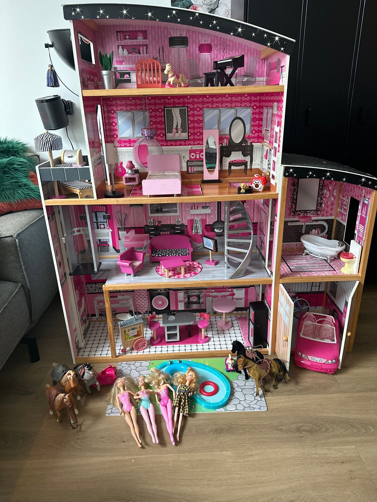 Groot Barbie Droomhuis met meubels en accessoires, Ophalen, Gebruikt, Barbie