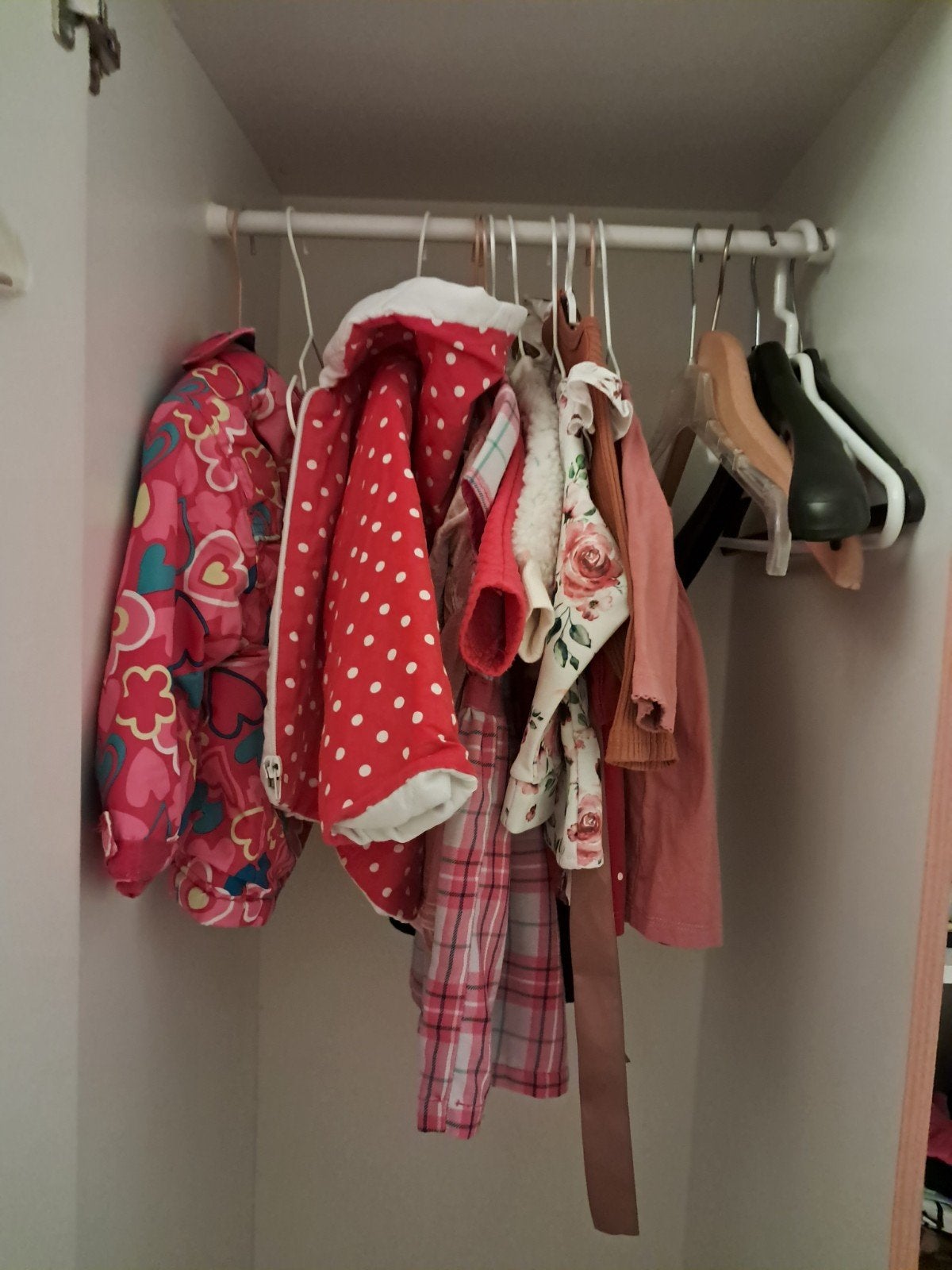 gratis  meisjes kleren  van af maat 52 tot 68, Ophalen, Gebruikt, Meisje, Setje