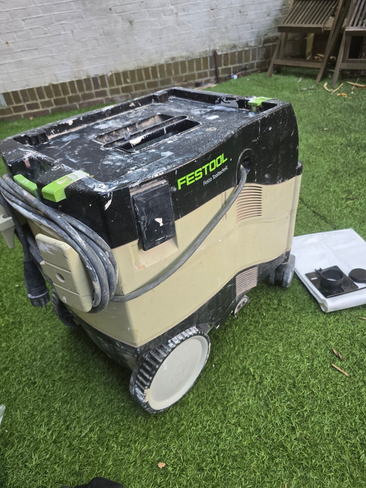 Festool CT33E stofzuiger met 7 nieuwe zakken en 5m slang, Witgoed en Apparatuur, Stofzuigers, Gebruikt, Industriële stofzuiger