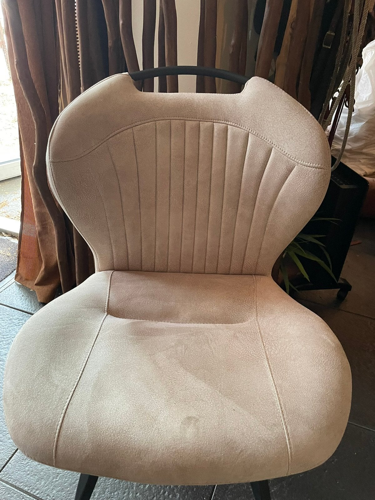 Eetkamerstoelen kleur zand en grijs, Huis en Inrichting, Stoelen, Ophalen, Zo goed als nieuw, Vijf, Zes of meer stoelen, Stof