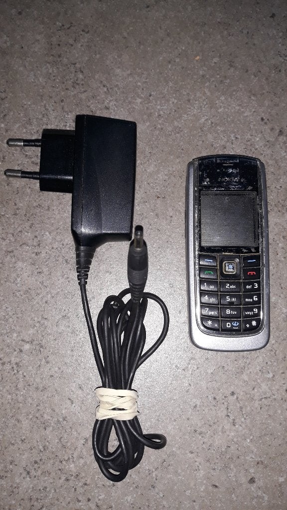 Mobiele telefoons, Nokia, Samsung en Siemens met opladers, Telecommunicatie, Gebruikt, Overige modellen, Ophalen of Verzenden