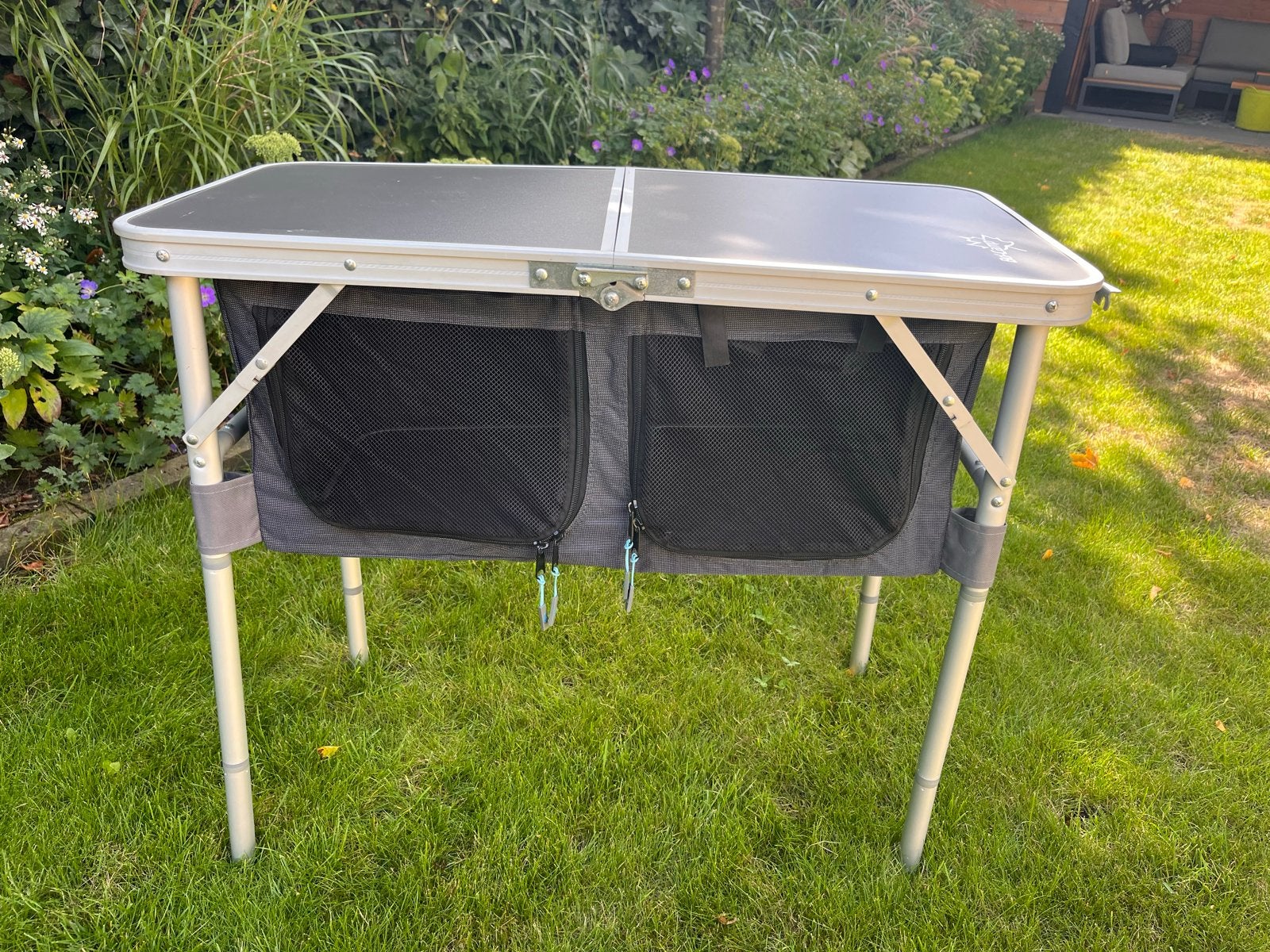 Bo-Camp Otter campingkastje / sidetable - Opvouwbaar, Caravans en Kamperen, Kampeeraccessoires, Ophalen of Verzenden, Gebruikt