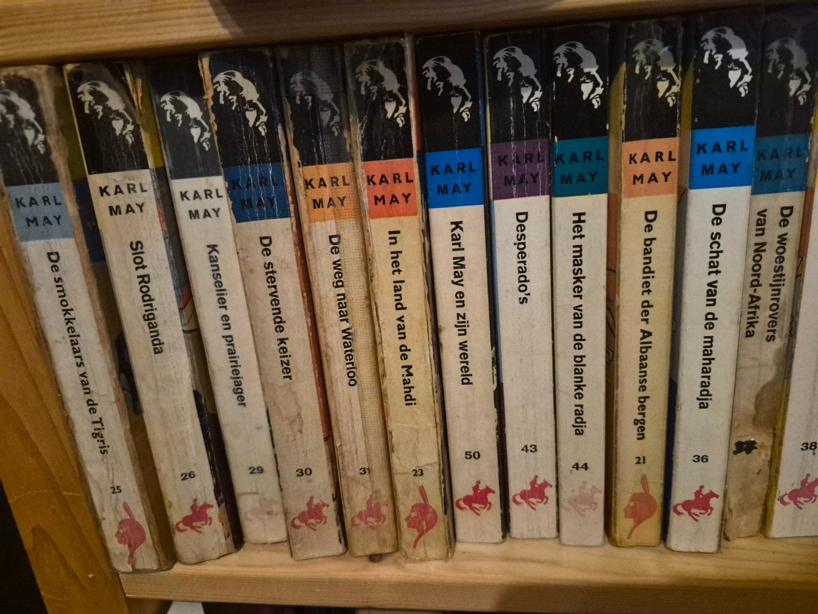 Complete Karl May collectie - 50 boeken, Ophalen, Gelezen, Karl May