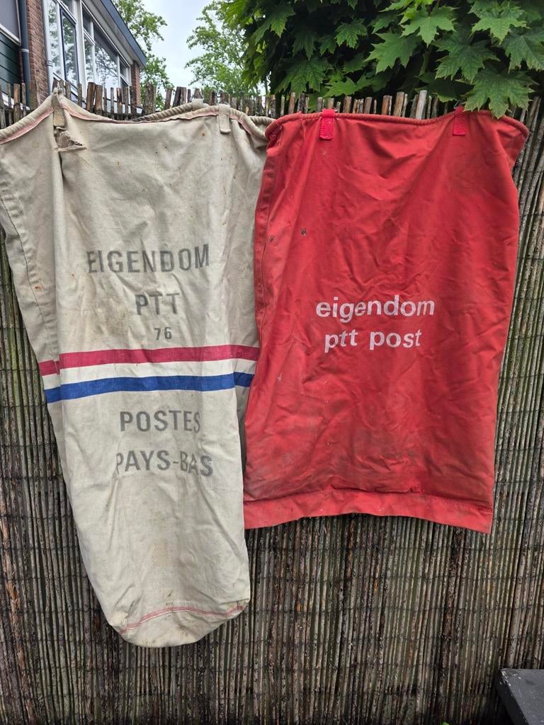 Originele postzak PTT 2 stuks, Ophalen of Verzenden, Gebruikt, Gebruiksvoorwerp