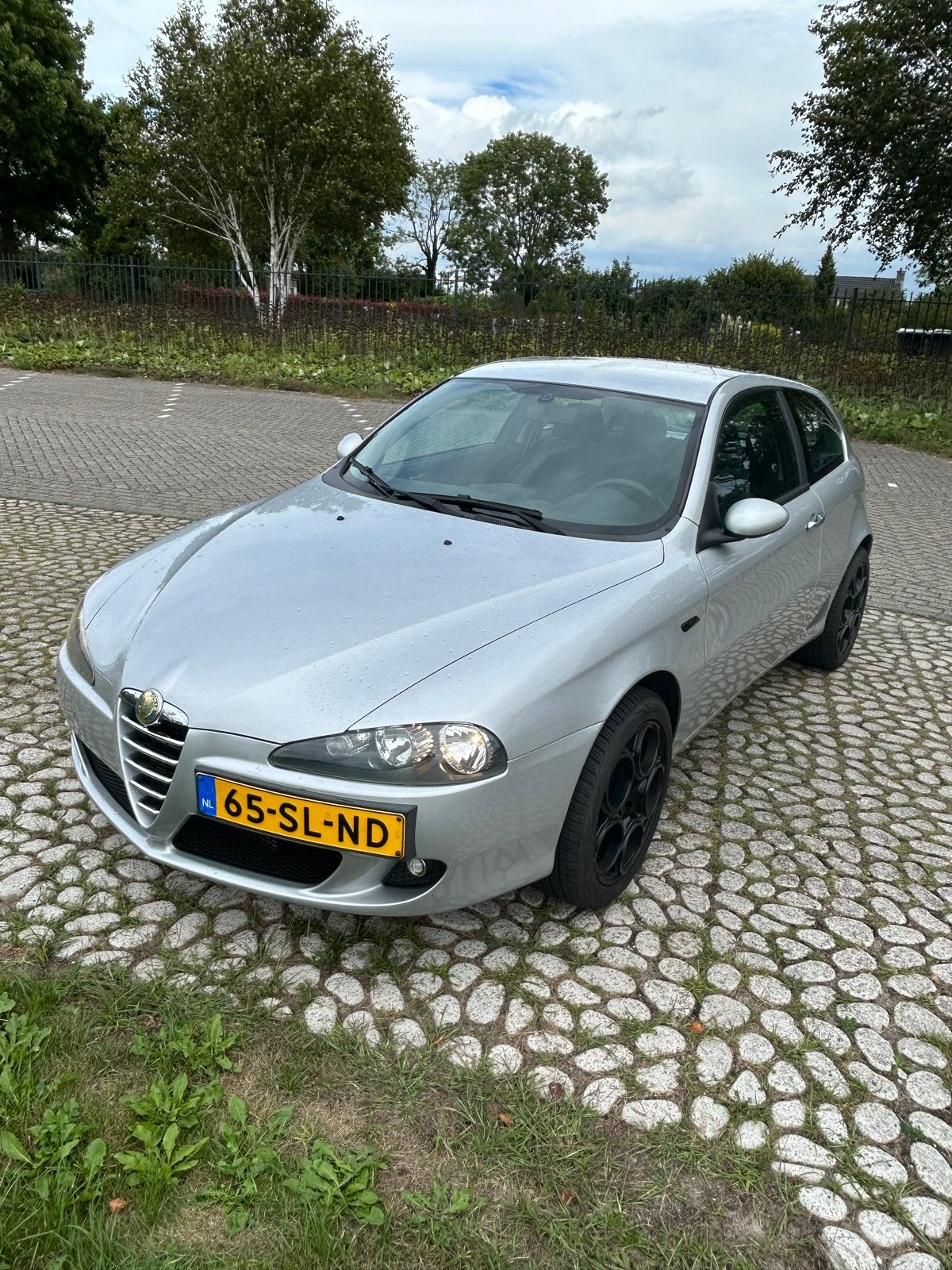 Alfa Romeo 147 1.6 T.spark 16V 88KW 3DR 2006 Grijs, Auto's, Voorwielaandrijving, 4 cilinders, 400 kg, Origineel Nederlands