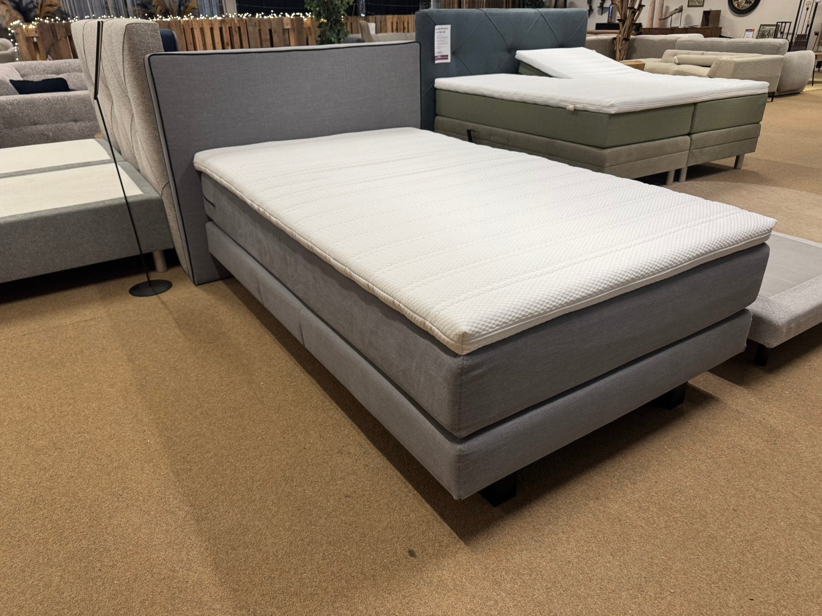 Boxspring Elektrisch 120x200cm Grijs Direct/Leverbaar E-7411, Ophalen, #Boxspring#Grijs#120#Stof#Bedden#Twijfelaar#Elektrisch