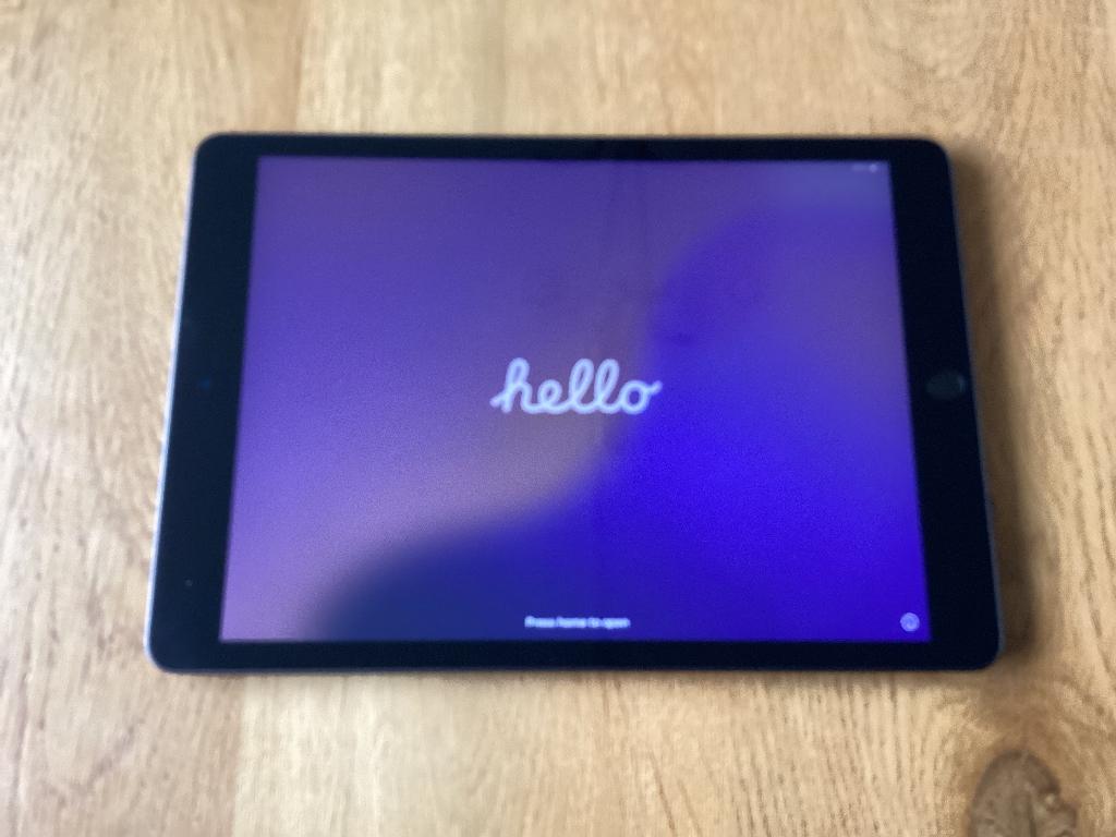 I pad, Computers en Software, Apple iPads, Zo goed als nieuw, Apple iPad, Wi-Fi, 10 inch, 64 GB, Grijs, Ophalen of Verzenden