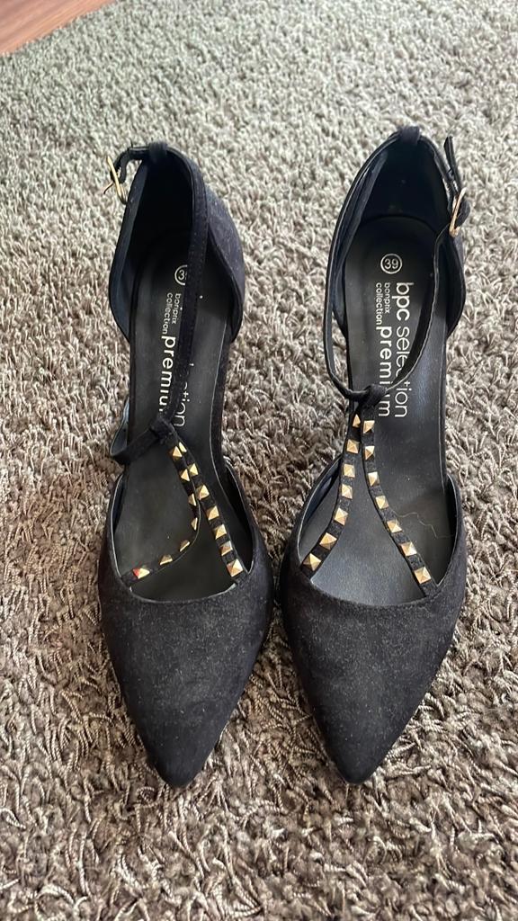 Hakken 39, Kleding | Dames, Schoenen, Zwart, Ophalen of Verzenden, Zo goed als nieuw, Schoenen met hoge hakken
