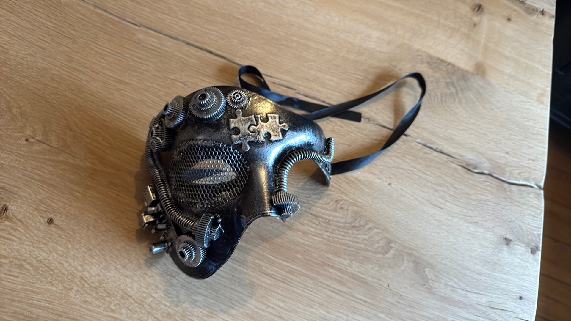 Steampunk Half Gezichtsmasker - Uniek Design, Hobby en Vrije tijd, Kostuums, Theaterbenodigdheden en LARP, Ophalen, Gebruikt, Toneelattributen of Onderdelen