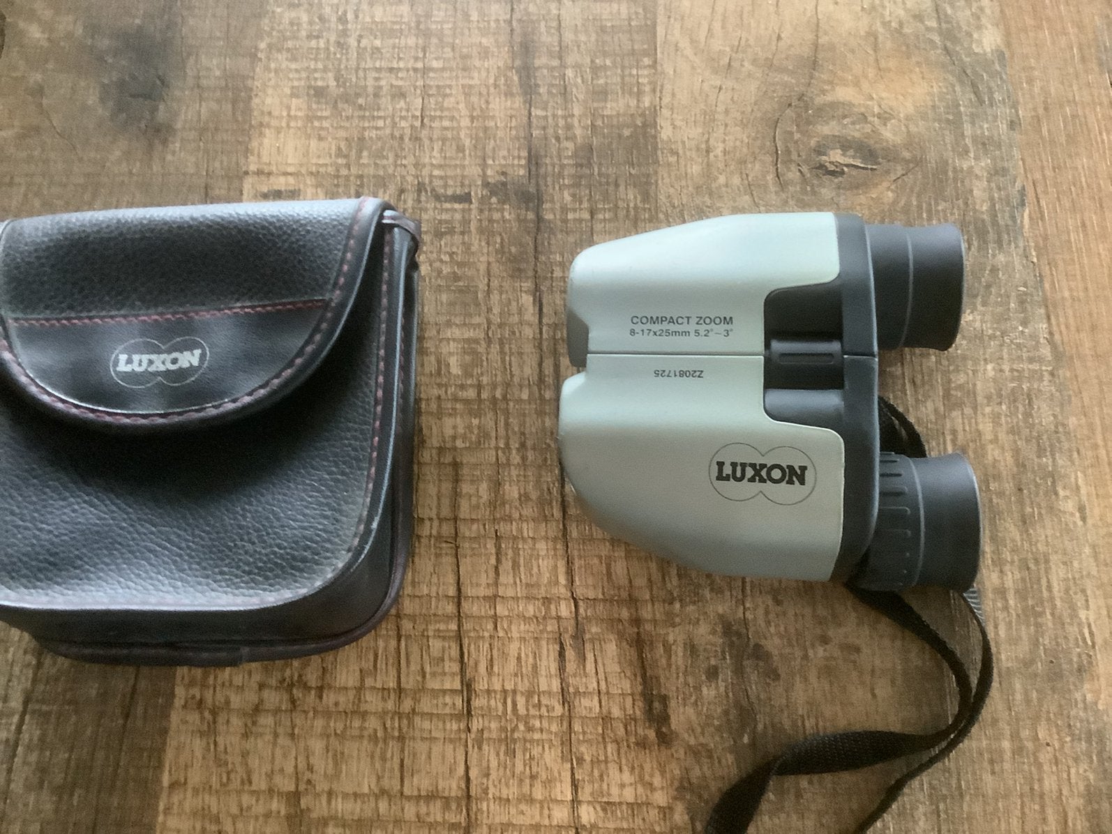 Super mooie compacte verrekijker Luxon, Ophalen of Verzenden, Zo goed als nieuw, 8 tot 12x, Dakkant (recht)
