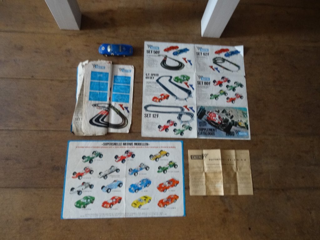Diverse oude folders Scalextric racebaan, Elektrisch, Ophalen, Overige merken, Racebaan