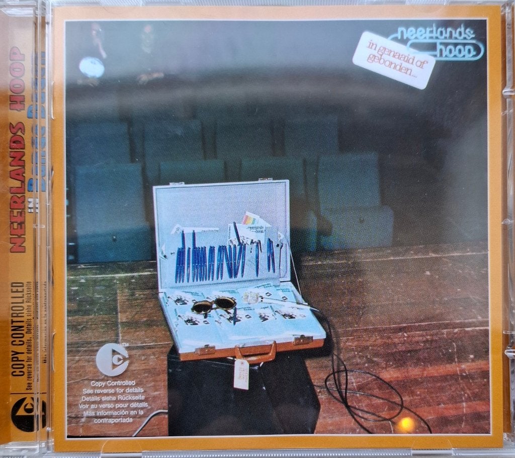 Neerlands Hoop in Bange Dagen - In genaaid of gebonden CD, Cd's en Dvd's, Cd's | Humor en Cabaret, Ophalen of Verzenden, Zo goed als nieuw