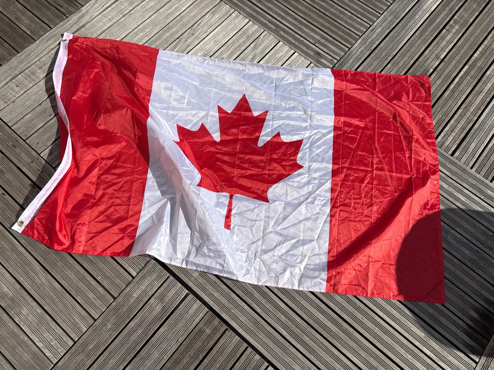 Vlag Canada - 90cm x 150cm - (3 beschikbaar), Verzenden, Zo goed als nieuw